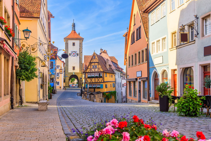 Busrejse Til strig Feldkirch S er Blomster Og Middelalderbyer I 
